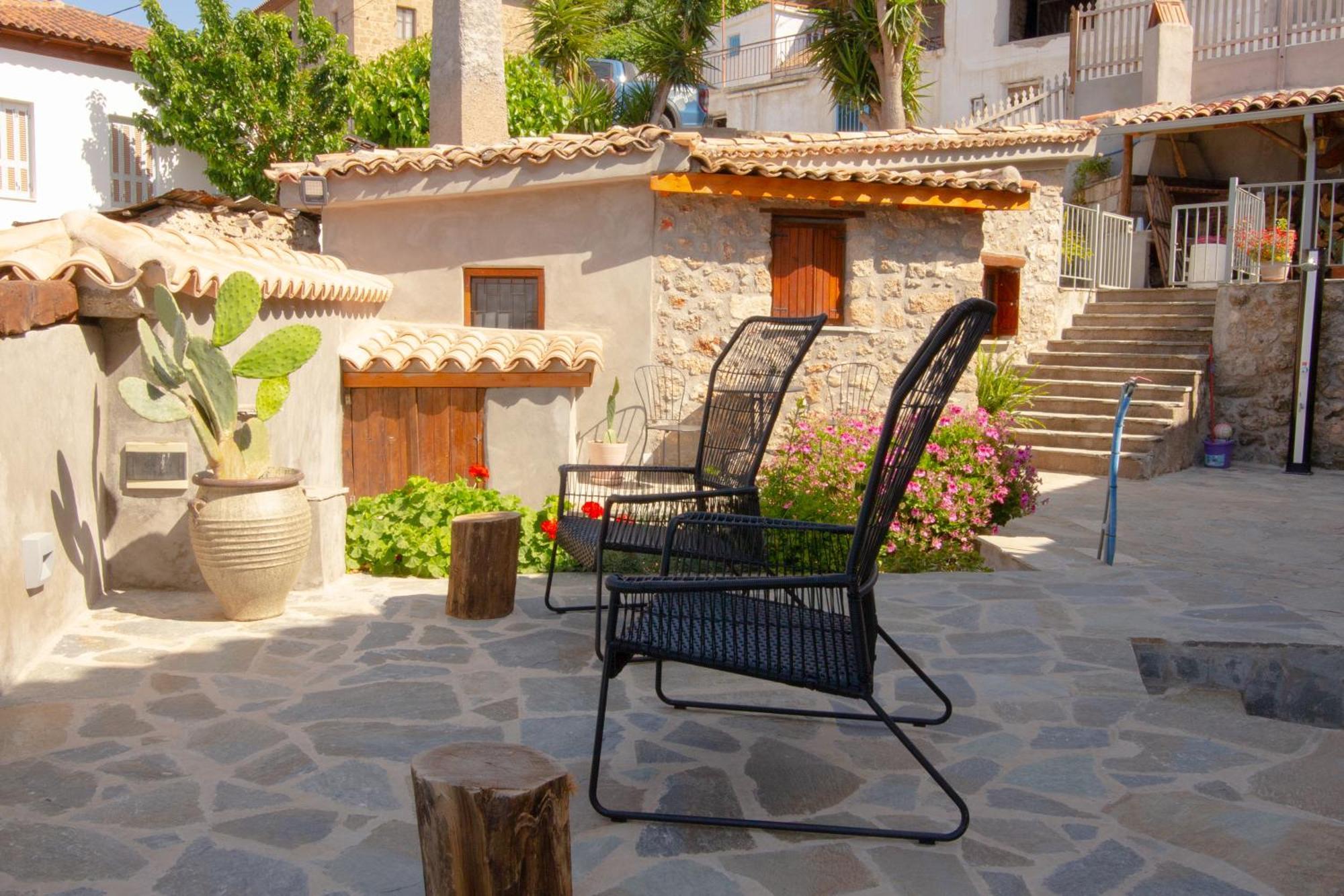 Appartement Fteri Stone House In Platanos, Akrata Extérieur photo