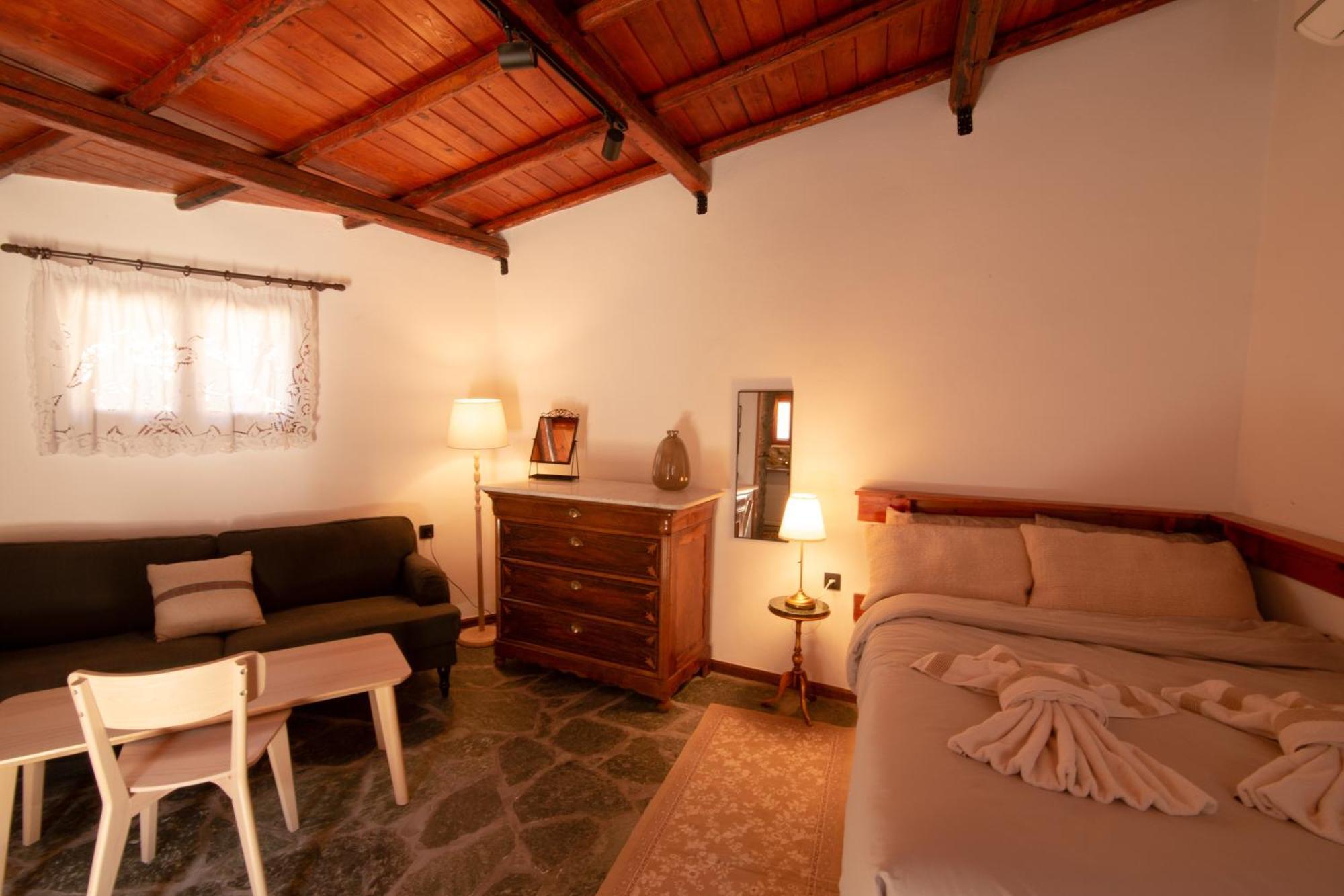 Appartement Fteri Stone House In Platanos, Akrata Extérieur photo
